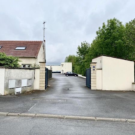Ferienwohnung Le Soleo Moussy-le-Neuf Exterior foto